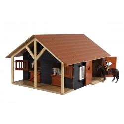 ECURIE AVEC 2 BOX ET UN...